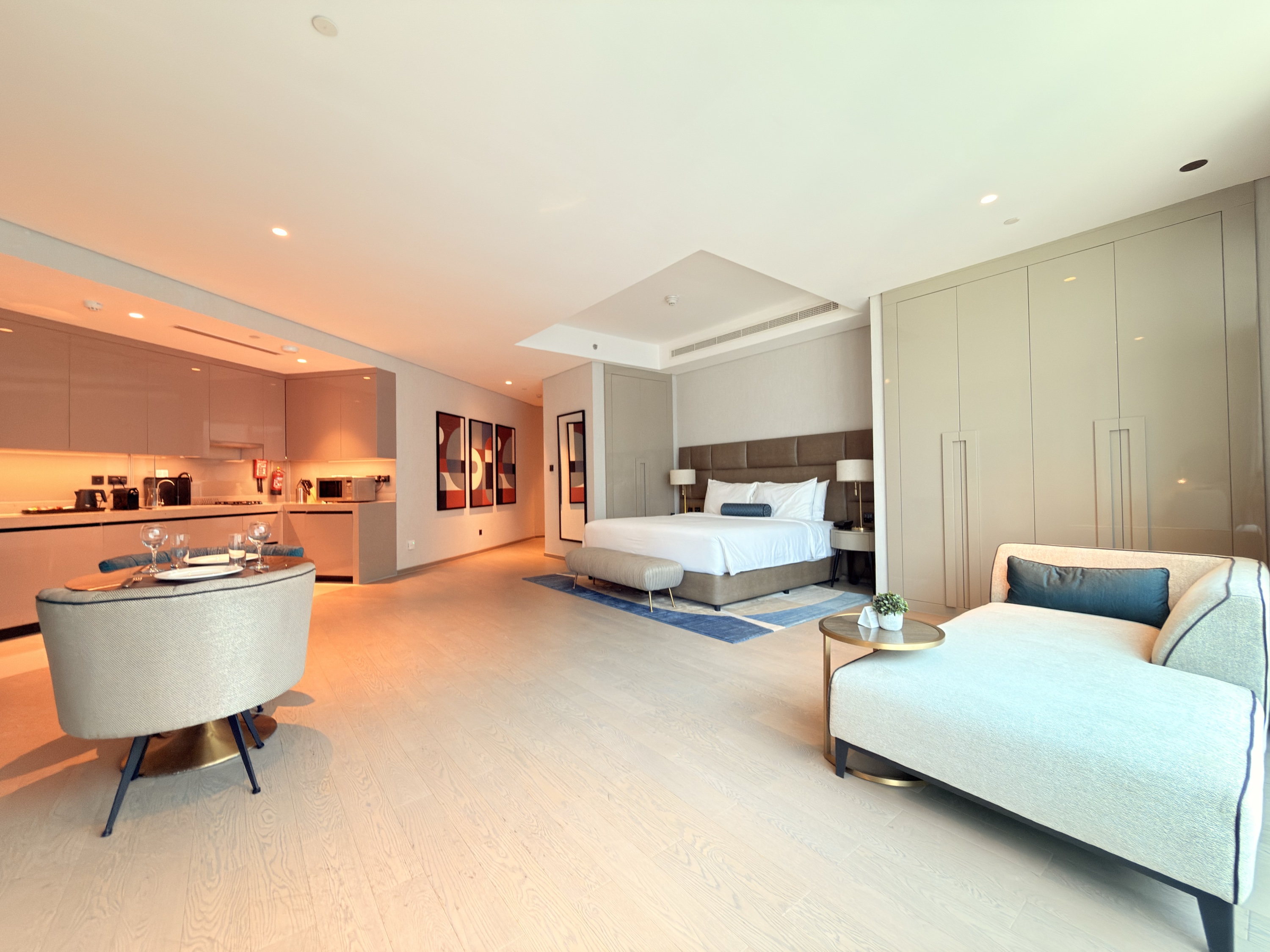 Studio apartment at Aura Downtown Suites, Business Bay